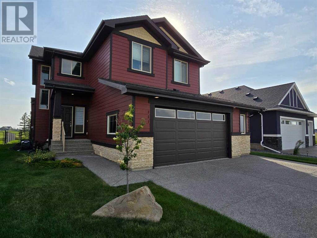 Property at 221 Muirfield Boulevard image 1