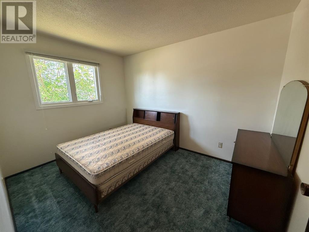 604 3 Street E, Hanna, Alberta  T0J 1P0 - Photo 11 - A2228966