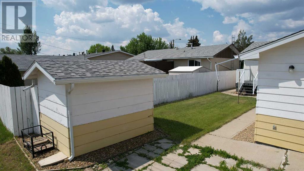 604 3 Street E, Hanna, Alberta  T0J 1P0 - Photo 33 - A2228966
