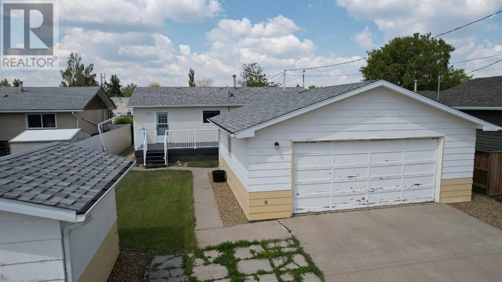 604 3 Street E, Hanna, Alberta  T0J 1P0 - Photo 34 - A2228966