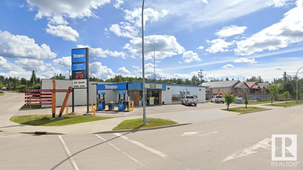 157 Mountain ST, Hinton, Alberta