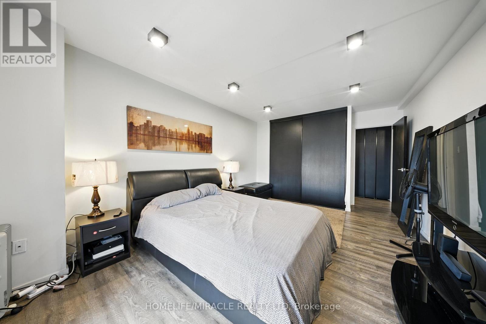 1212 - 2 Glamorgan Avenue, Toronto, Ontario  M1P 2M8 - Photo 12 - E12321593