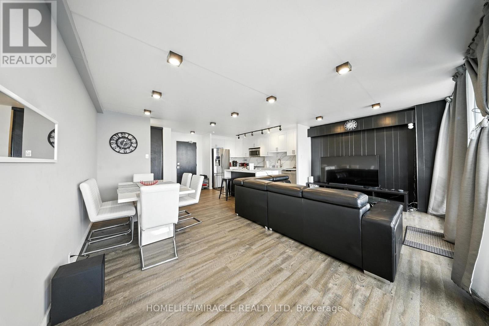 1212 - 2 Glamorgan Avenue, Toronto, Ontario  M1P 2M8 - Photo 8 - E12321593
