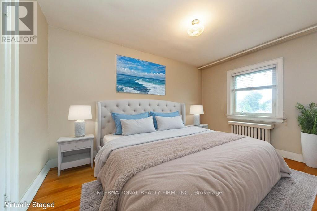 419 Mortimer Avenue, Toronto, Ontario  M4J 2E8 - Photo 12 - E12162055