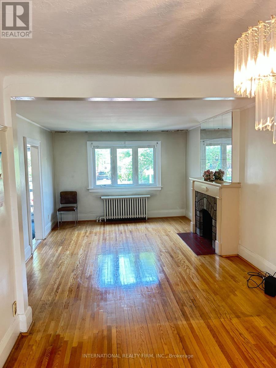 419 Mortimer Avenue, Toronto, Ontario  M4J 2E8 - Photo 15 - E12162055