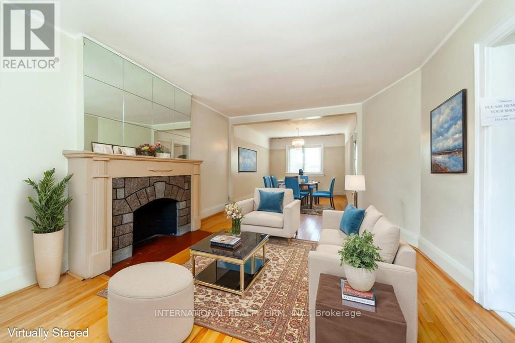 419 Mortimer Avenue, Toronto, Ontario  M4J 2E8 - Photo 9 - E12162055