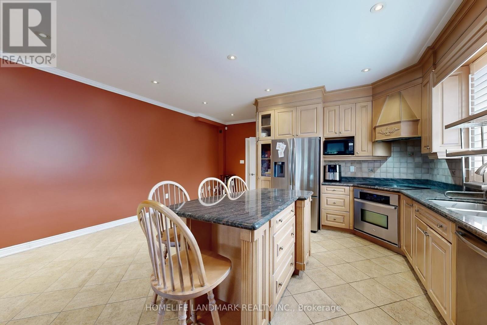 72 Branstone Road, Toronto, Ontario  M6E 4E4 - Photo 14 - W12321594