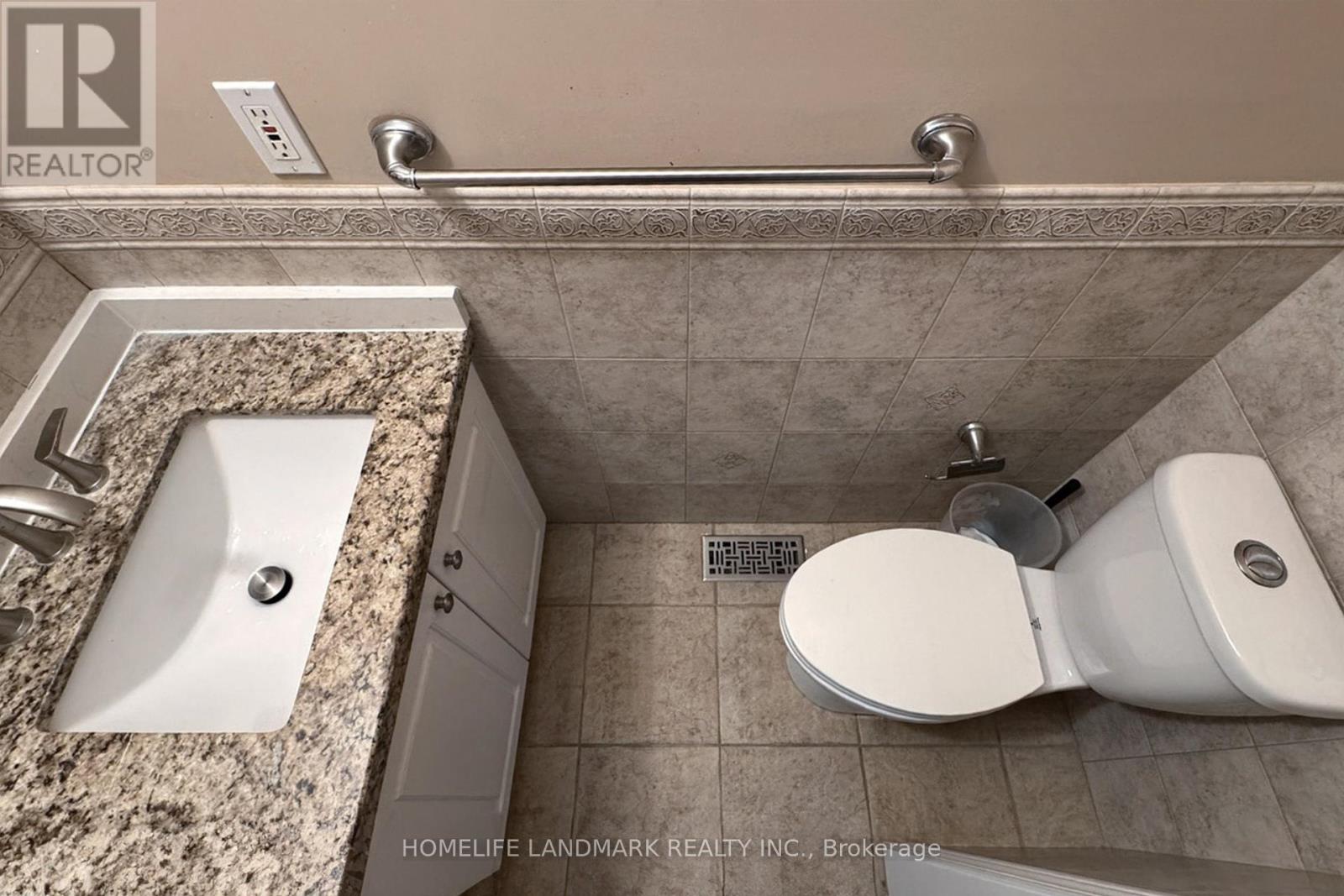 72 Branstone Road, Toronto, Ontario  M6E 4E4 - Photo 18 - W12321594