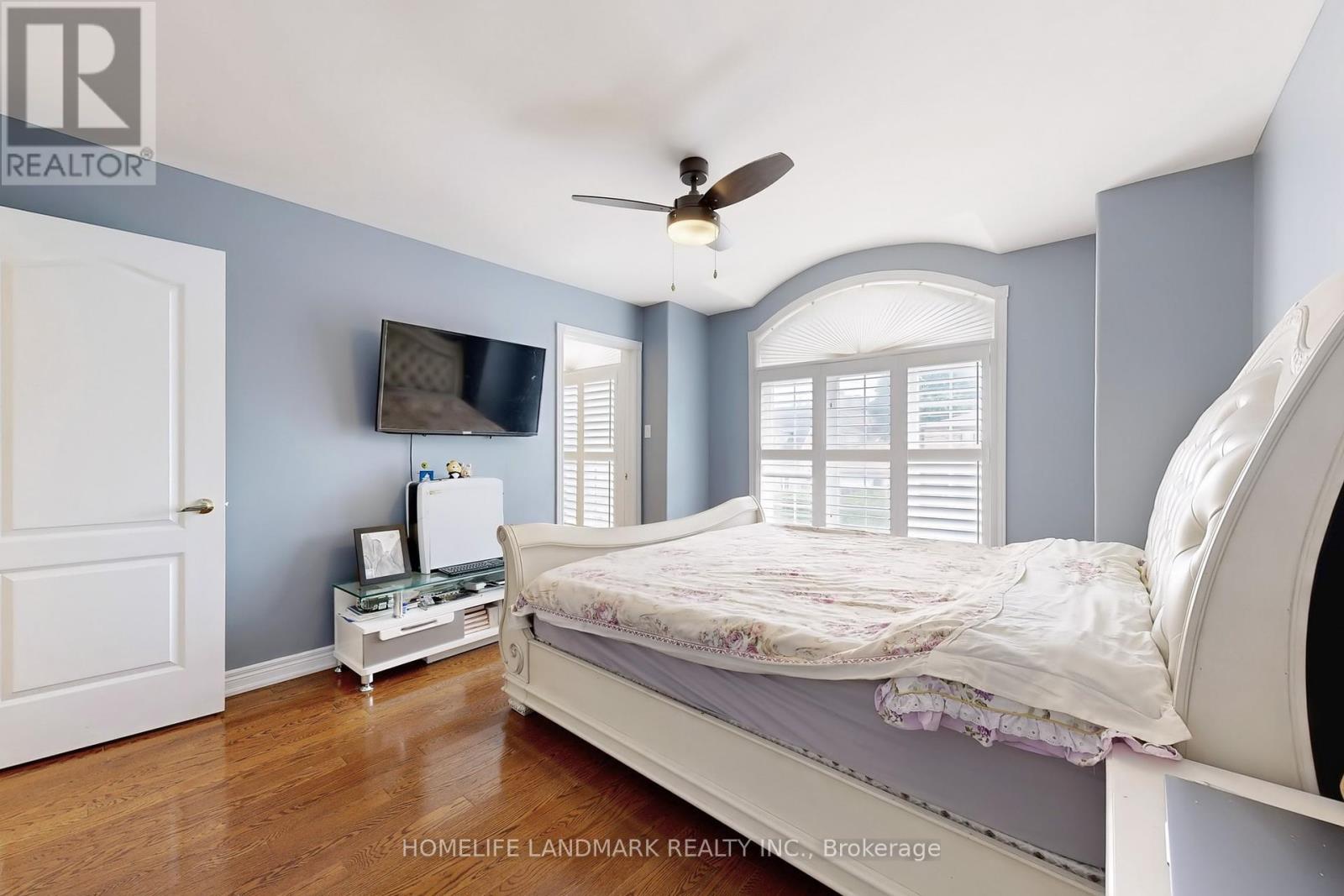 72 Branstone Road, Toronto, Ontario  M6E 4E4 - Photo 31 - W12321594