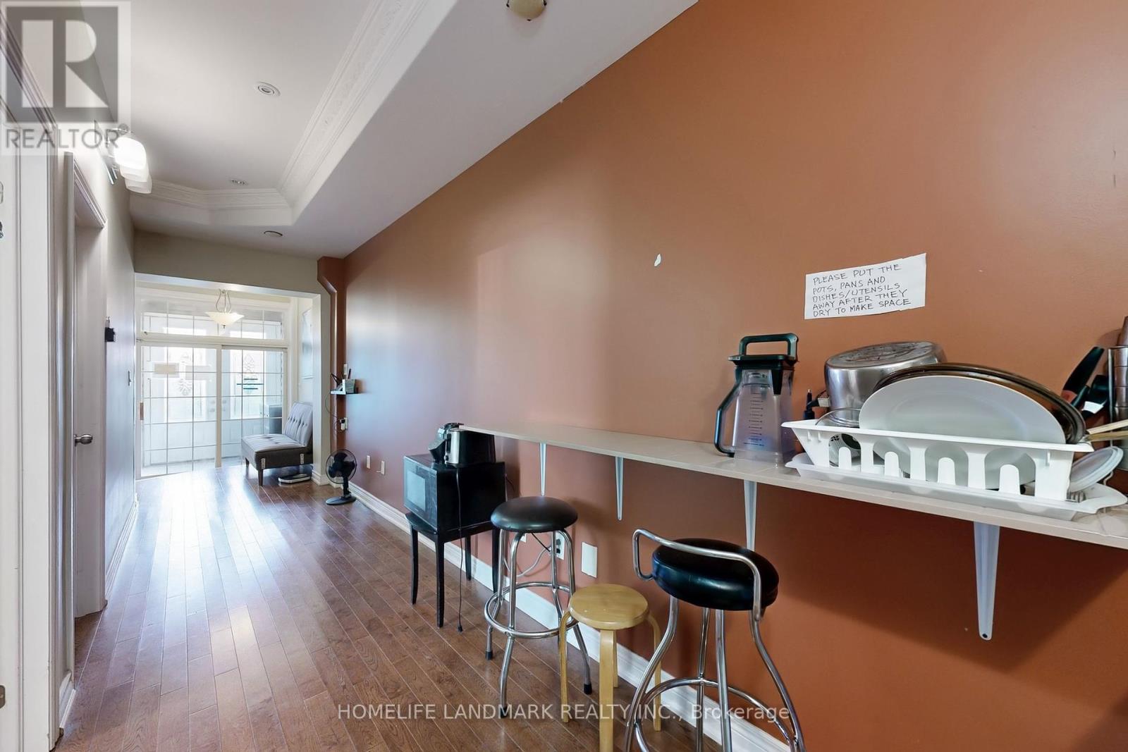 72 Branstone Road, Toronto, Ontario  M6E 4E4 - Photo 38 - W12321594