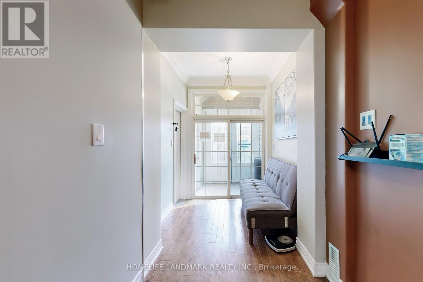 72 Branstone Road, Toronto, Ontario  M6E 4E4 - Photo 39 - W12321594