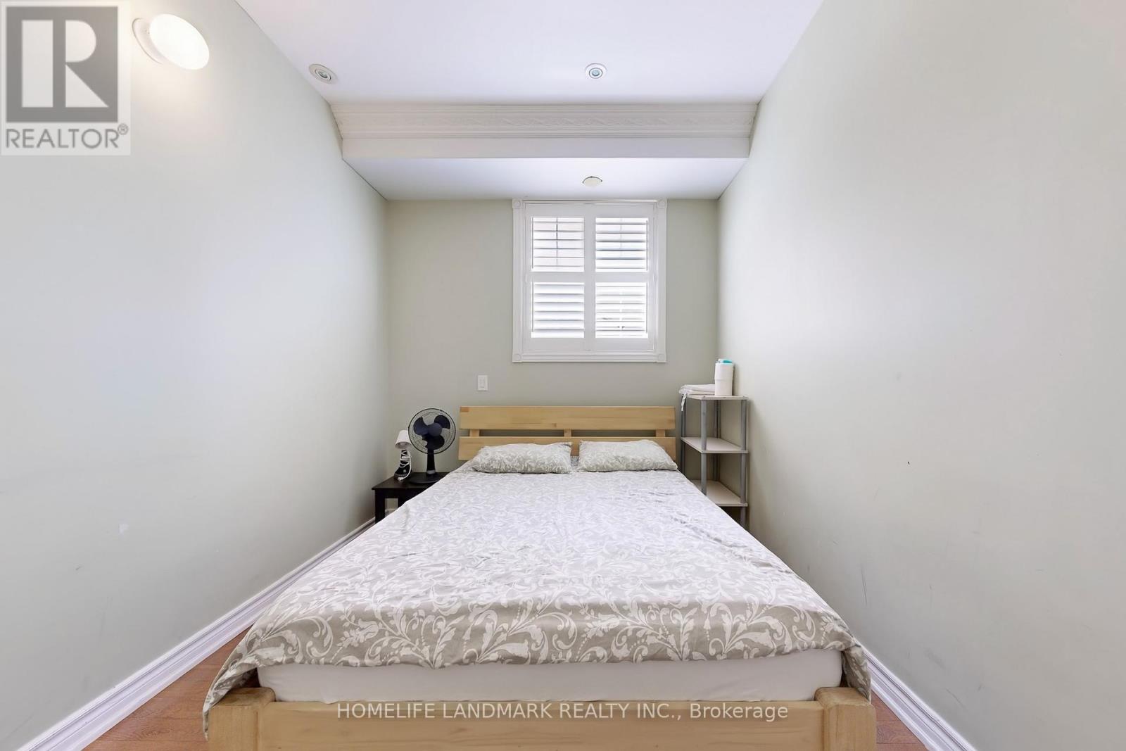 72 Branstone Road, Toronto, Ontario  M6E 4E4 - Photo 43 - W12321594