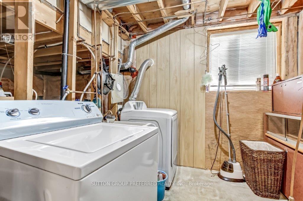 187 Hollyridge Crescent, Kitchener, Ontario  N2N 3N4 - Photo 22 - X12321602