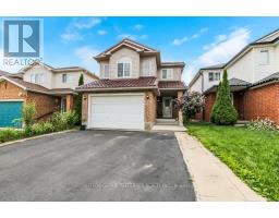 187 HOLLYRIDGE CRESCENT, Kitchener, Ontario