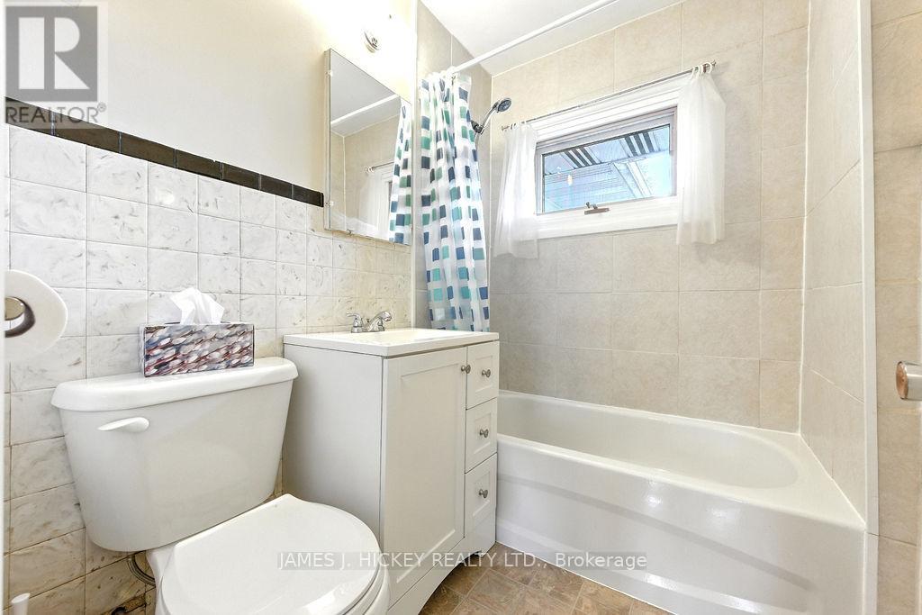 31 Glendale Avenue, Deep River, Ontario  K0J 1P0 - Photo 16 - X12321622