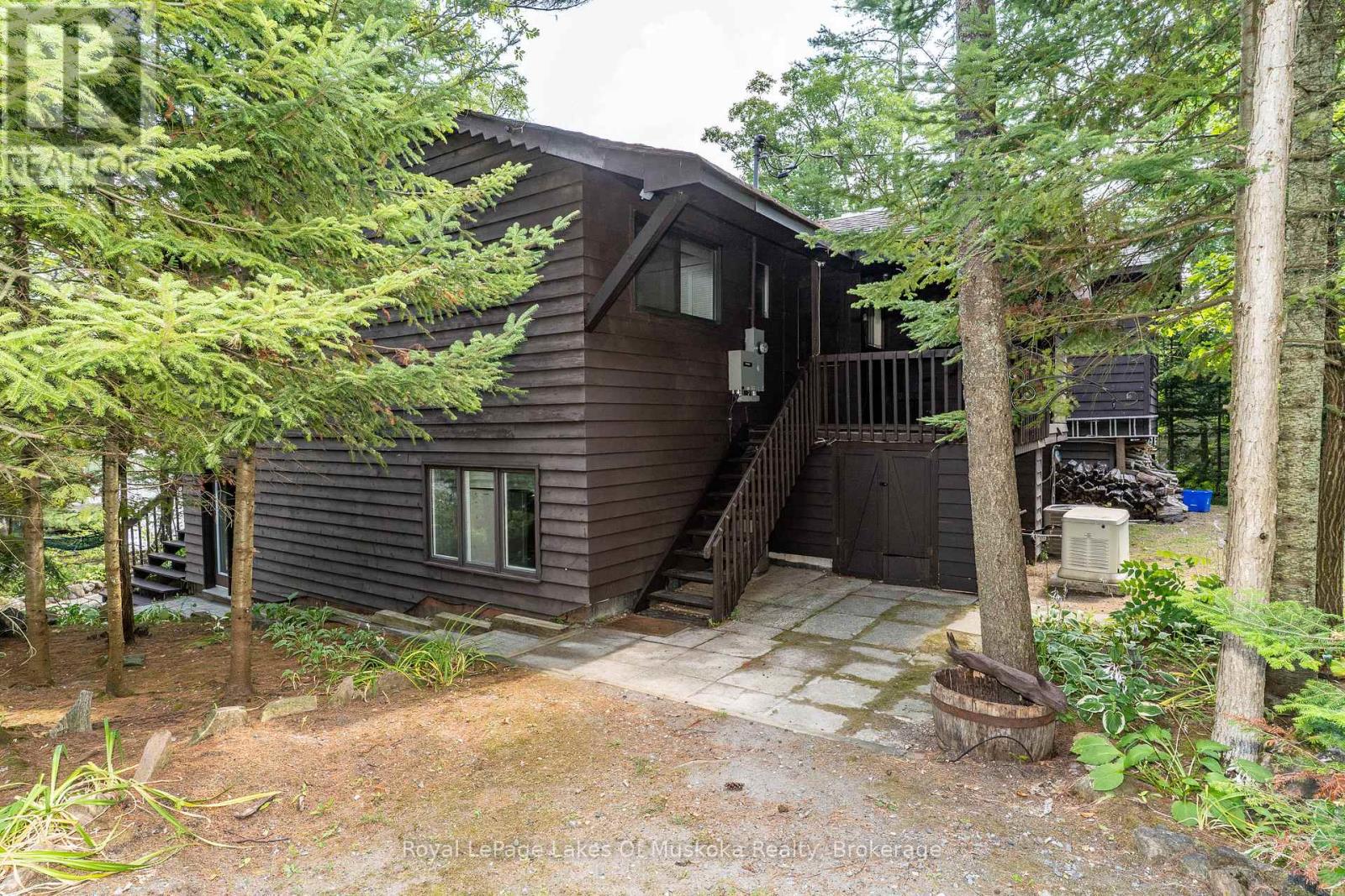 51 Pinetree Road, Gravenhurst, Ontario  P1P 1R2 - Photo 40 - X12321603