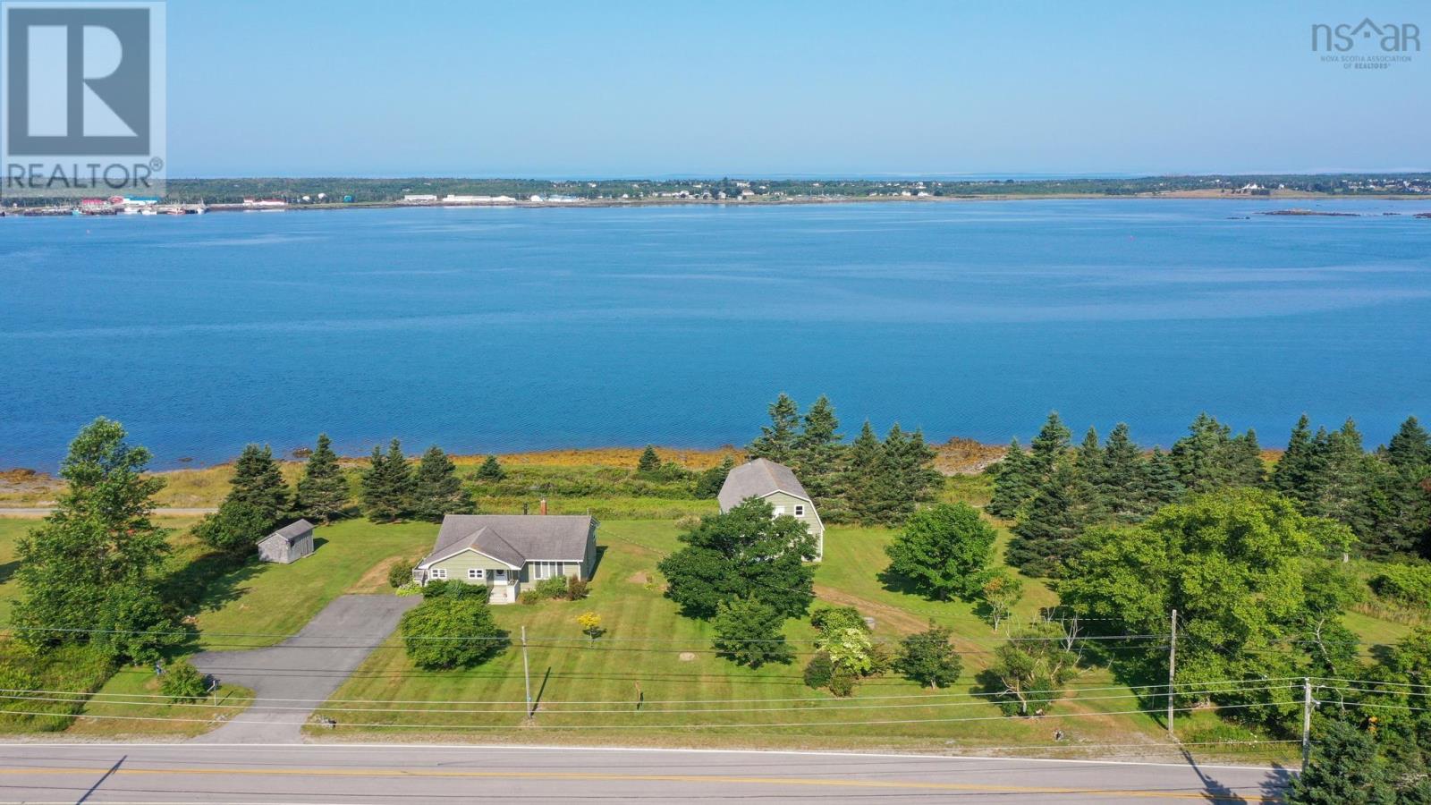 639 Highway 3 Highway, Lower East Pubnico, Nova Scotia  B0W 2A0 - Photo 30 - 202519237