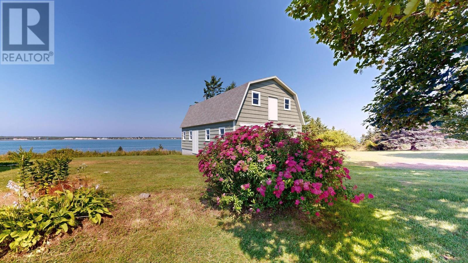 639 Highway 3 Highway, Lower East Pubnico, Nova Scotia  B0W 2A0 - Photo 35 - 202519237