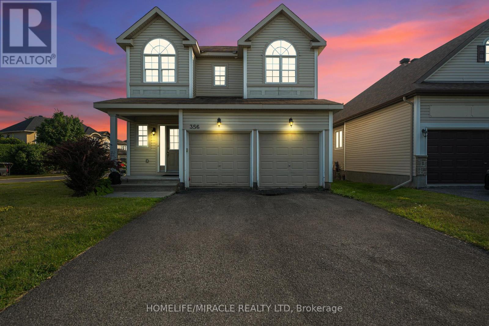 356 West Ridge Drive, Ottawa, Ontario  K2S 2G8 - Photo 1 - X12321597