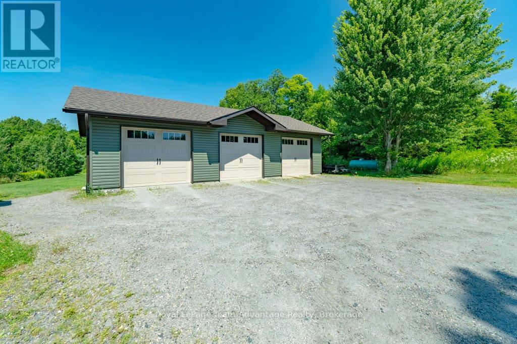 25 Bradley Road, Seguin, Ontario  P2A 0B6 - Photo 41 - X12321638
