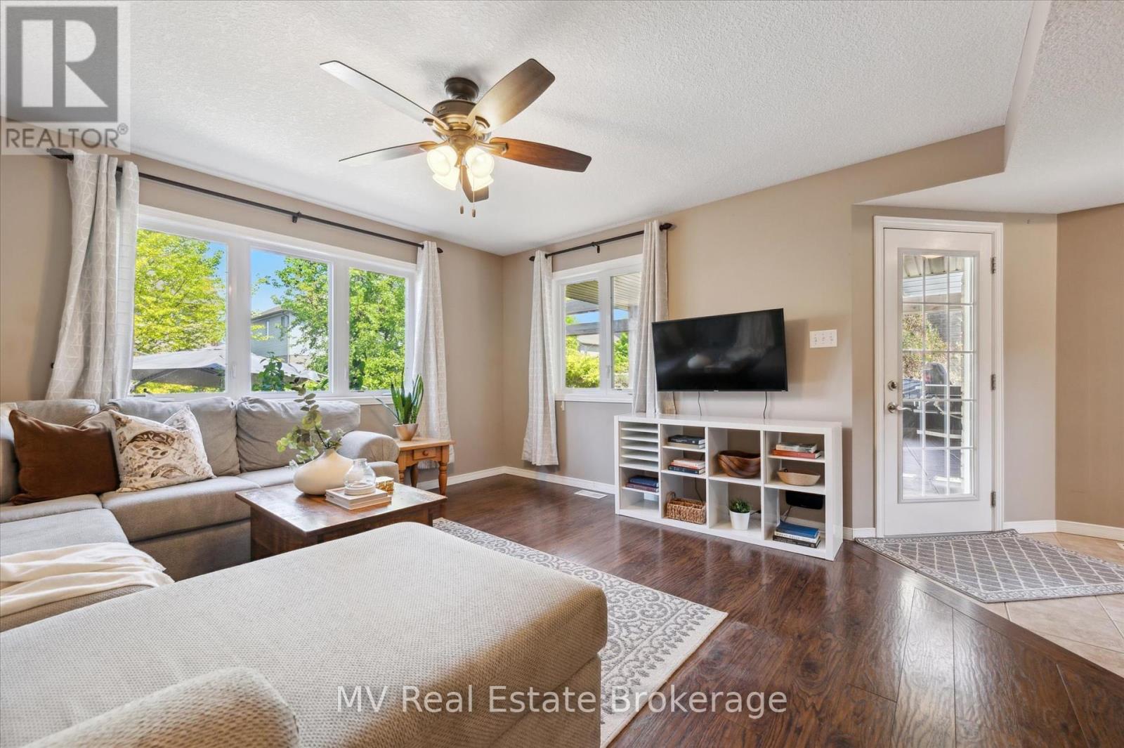 71 Healey Street, Centre Wellington, Ontario  N0B 1S0 - Photo 15 - X12321660