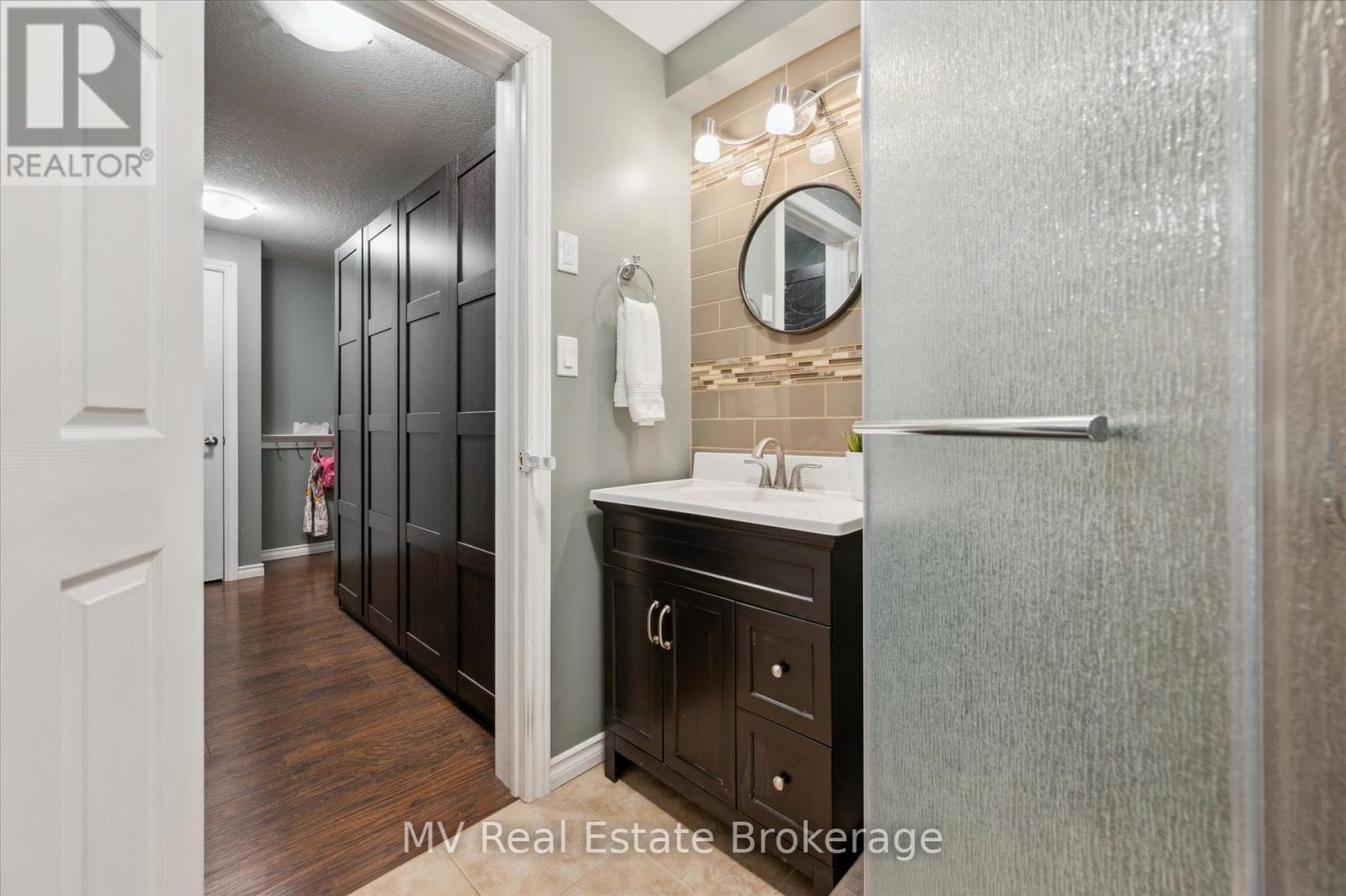 71 Healey Street, Centre Wellington, Ontario  N0B 1S0 - Photo 32 - X12321660