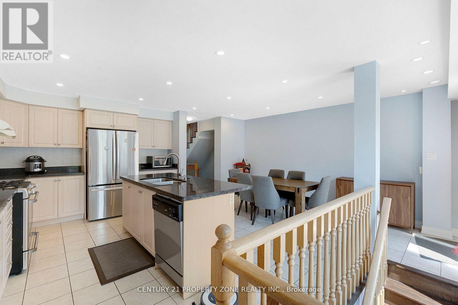28 Seminoff Street, Toronto, Ontario  M1L 0B1 - Photo 17 - E12320807