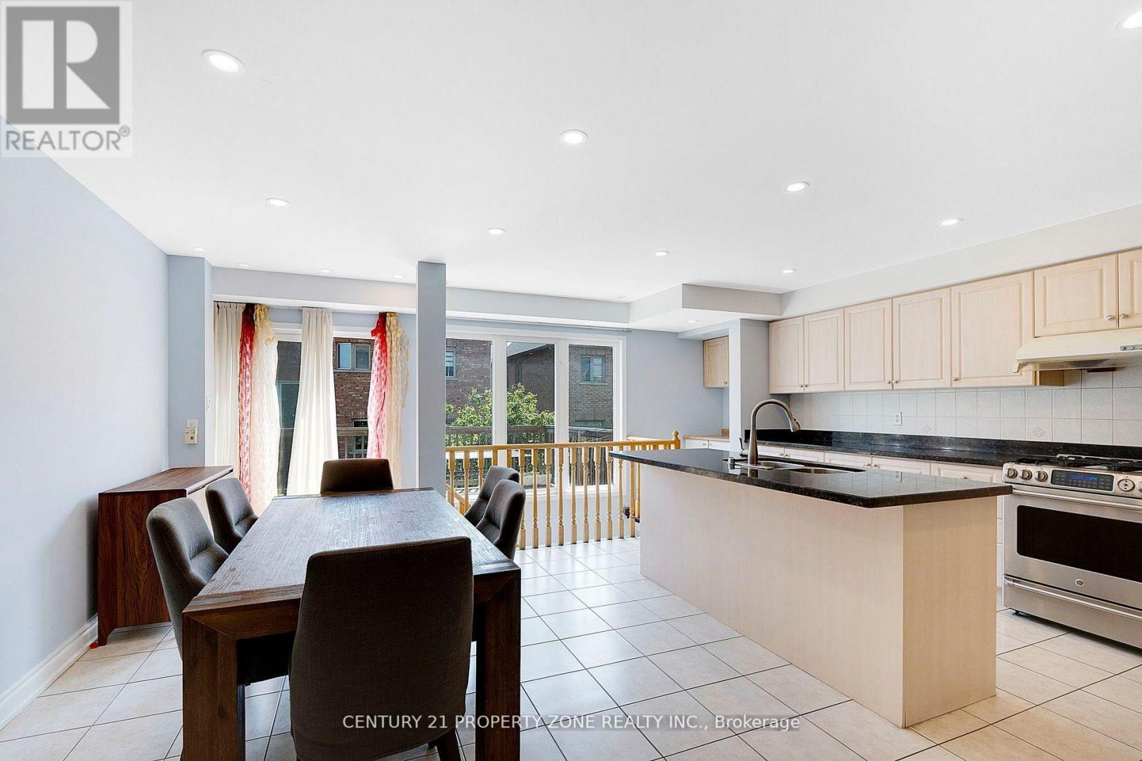 28 Seminoff Street, Toronto, Ontario  M1L 0B1 - Photo 20 - E12320807