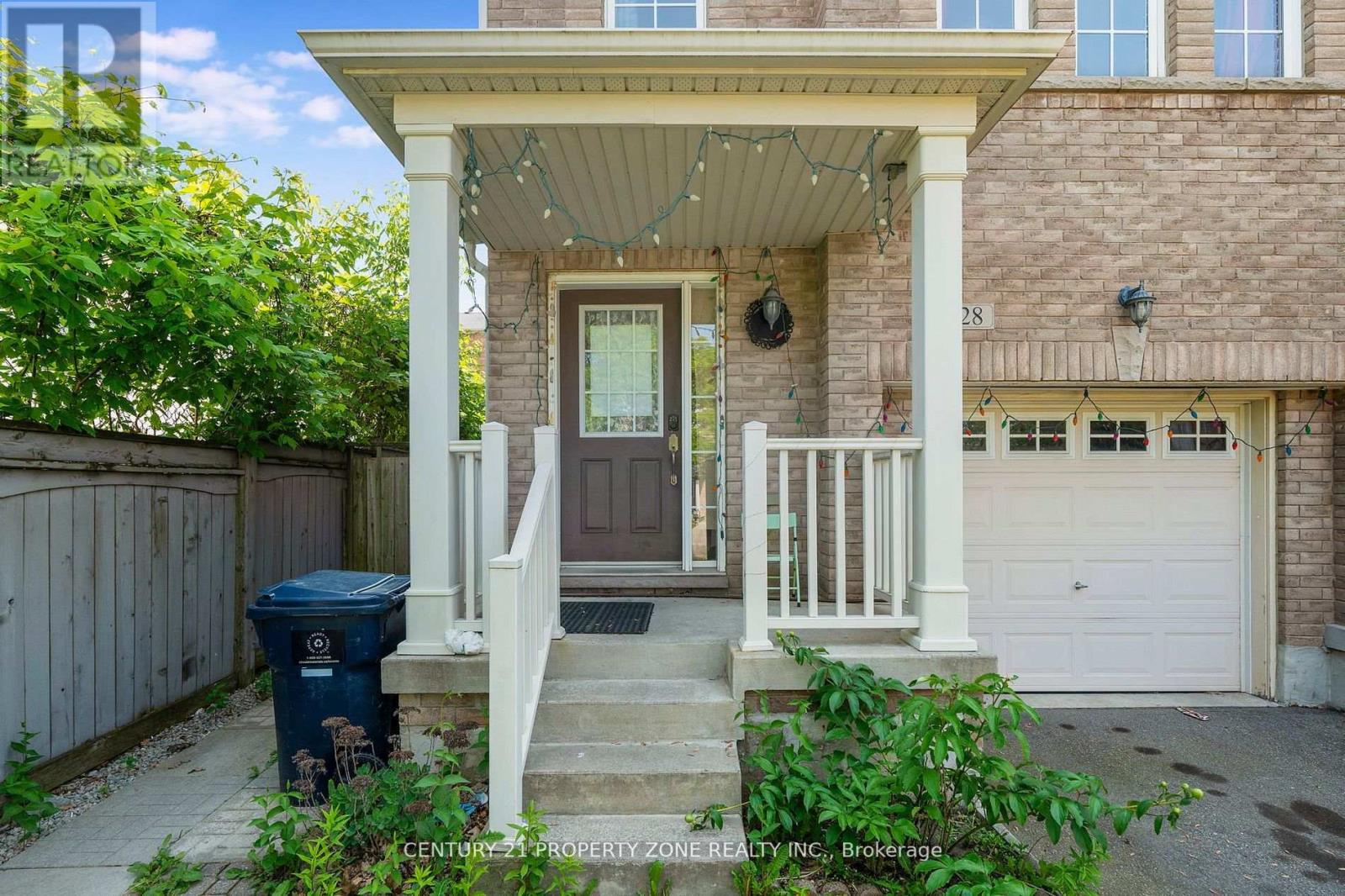 28 Seminoff Street, Toronto, Ontario  M1L 0B1 - Photo 6 - E12320807