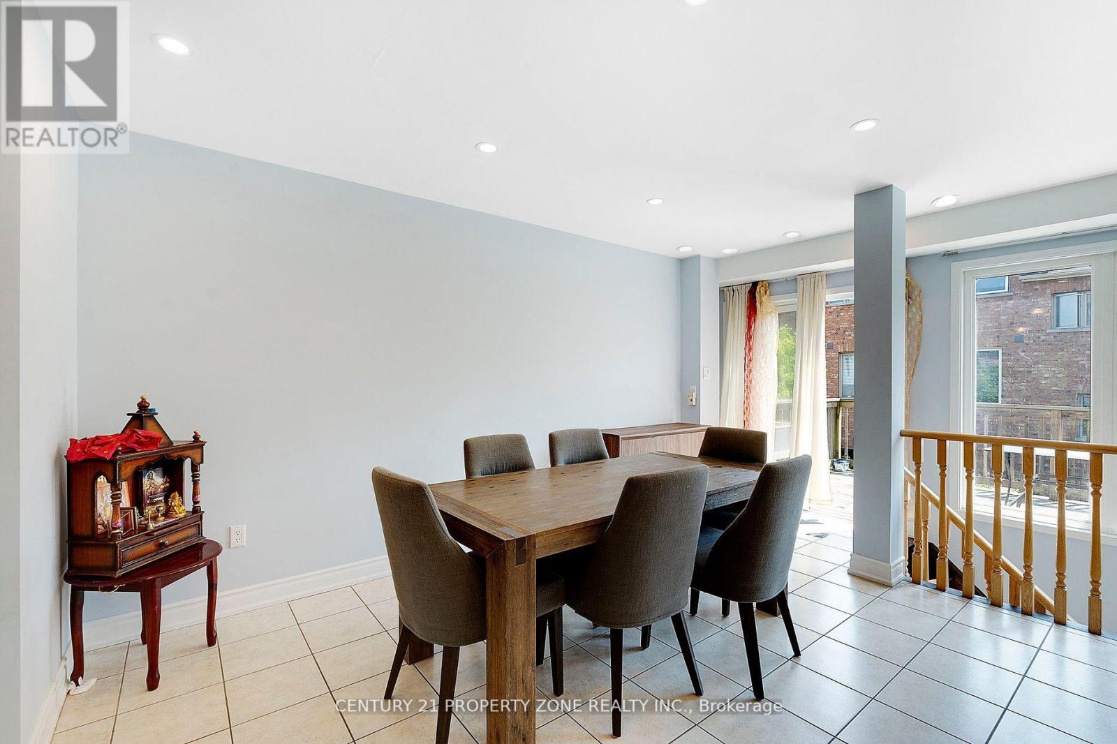 28 Seminoff Street, Toronto, Ontario  M1L 0B1 - Photo 21 - E12320807