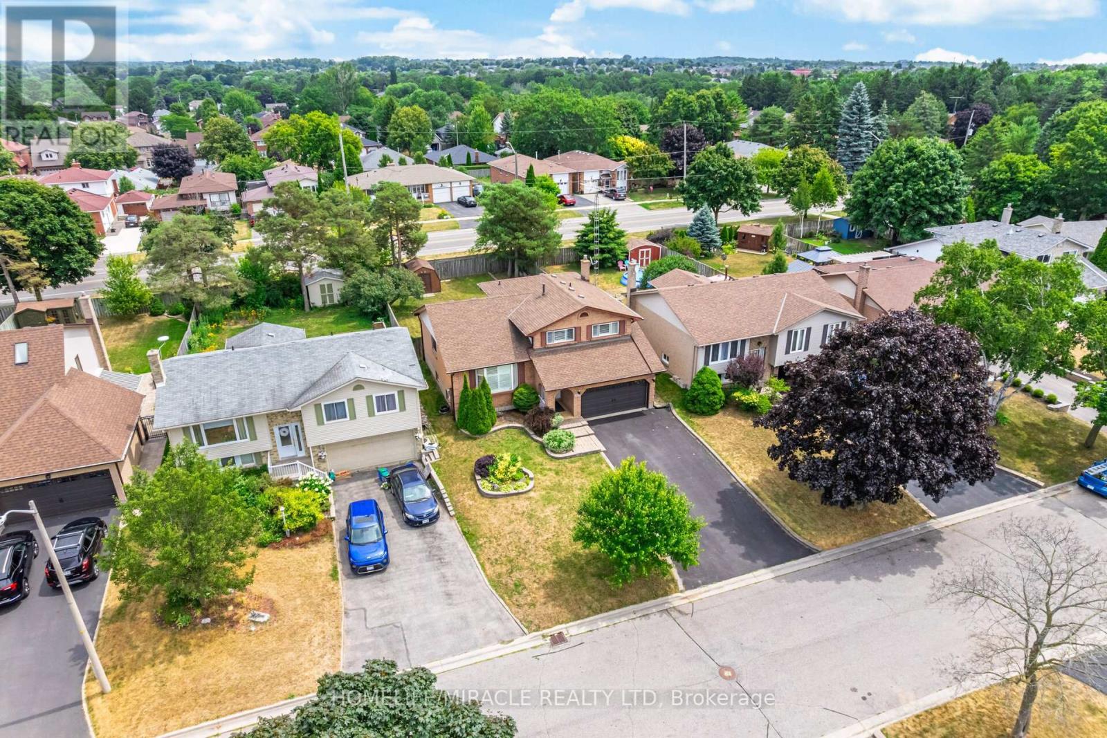 Property at 483 LABRADOR DRIVE image 1