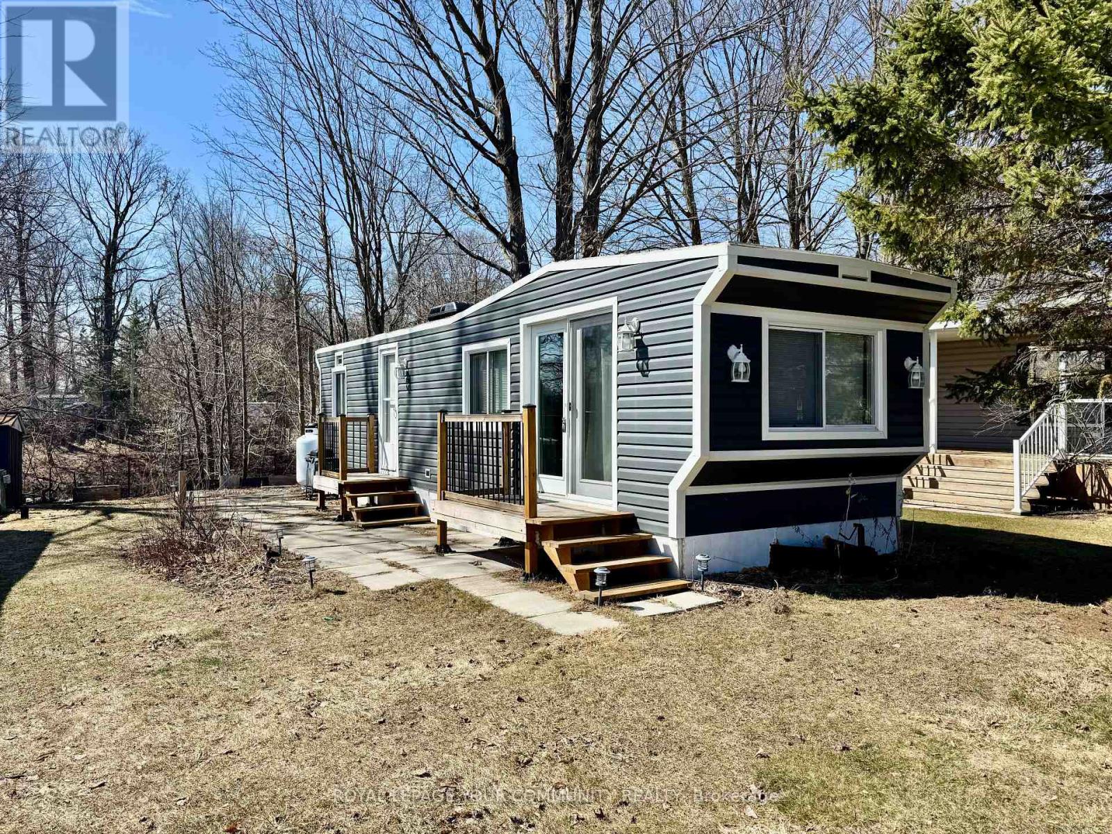 204 - 285 CRYDERMANS SIDE ROAD, Georgina, Ontario