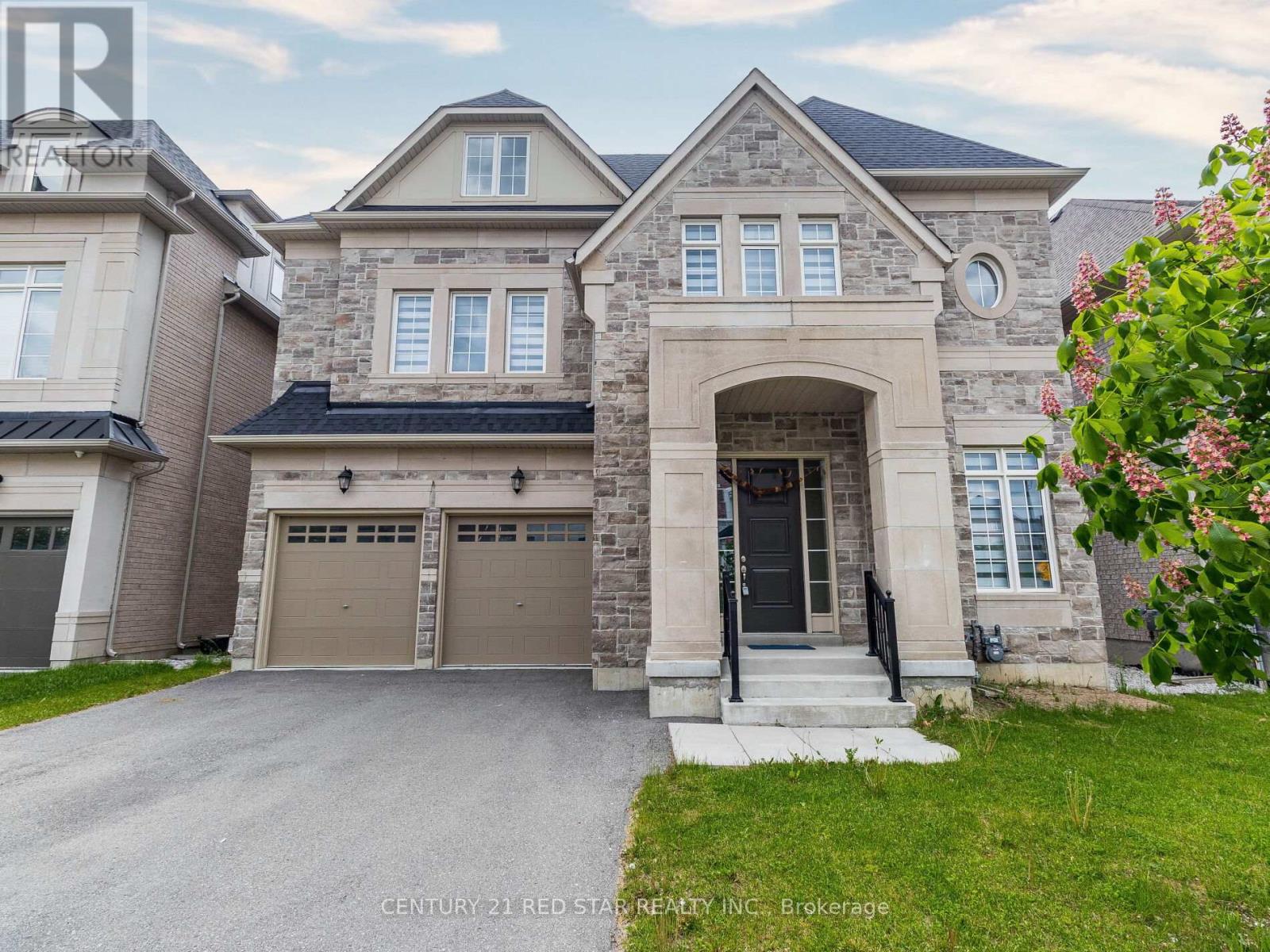 192 Farrell Road, Vaughan, Ontario  L6A 0H9 - Photo 1 - N12321713