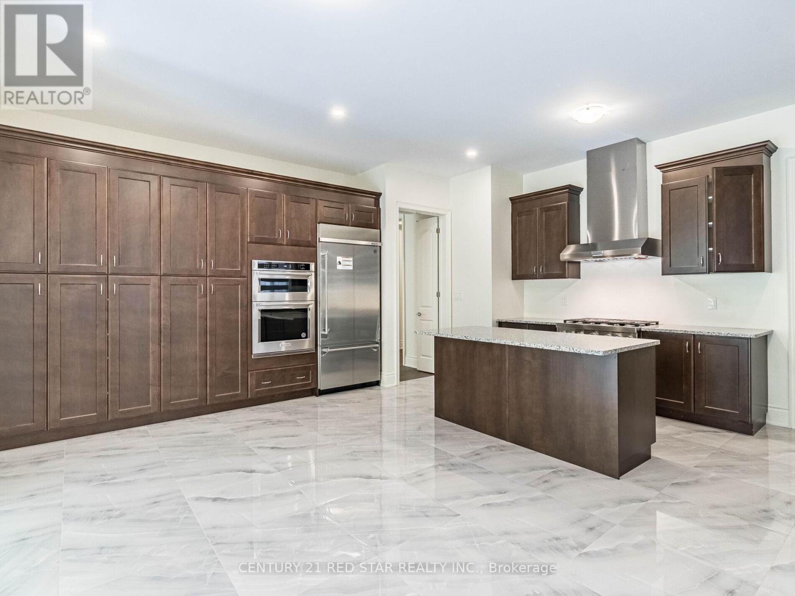 192 Farrell Road, Vaughan, Ontario  L6A 0H9 - Photo 10 - N12321713