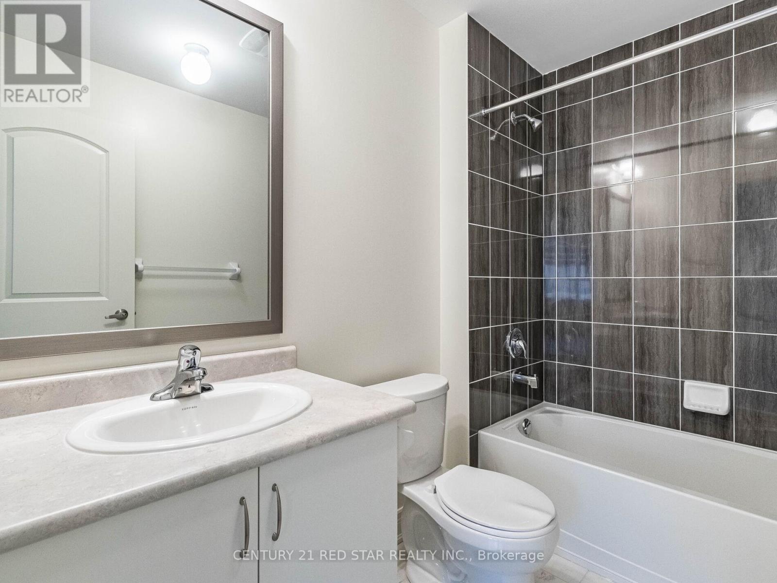 192 Farrell Road, Vaughan, Ontario  L6A 0H9 - Photo 16 - N12321713