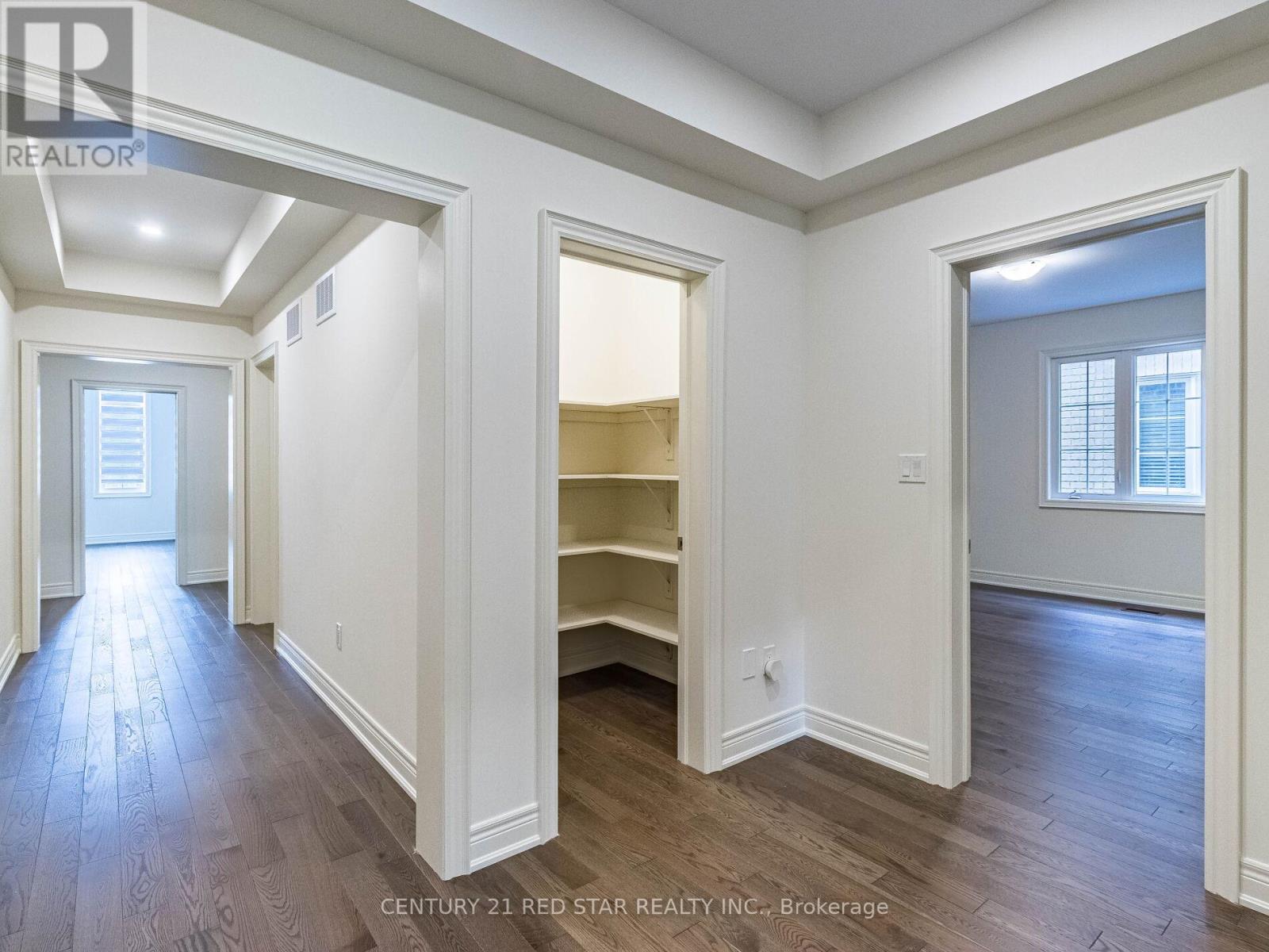192 Farrell Road, Vaughan, Ontario  L6A 0H9 - Photo 18 - N12321713
