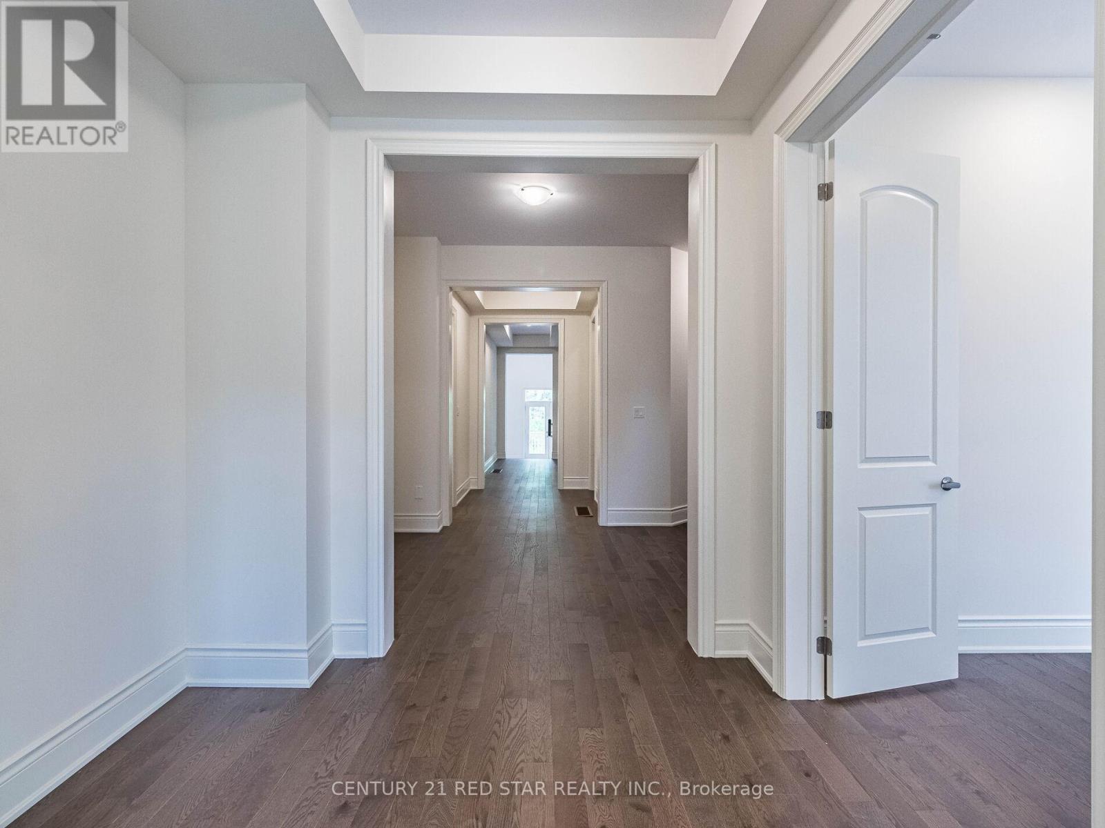 192 Farrell Road, Vaughan, Ontario  L6A 0H9 - Photo 2 - N12321713