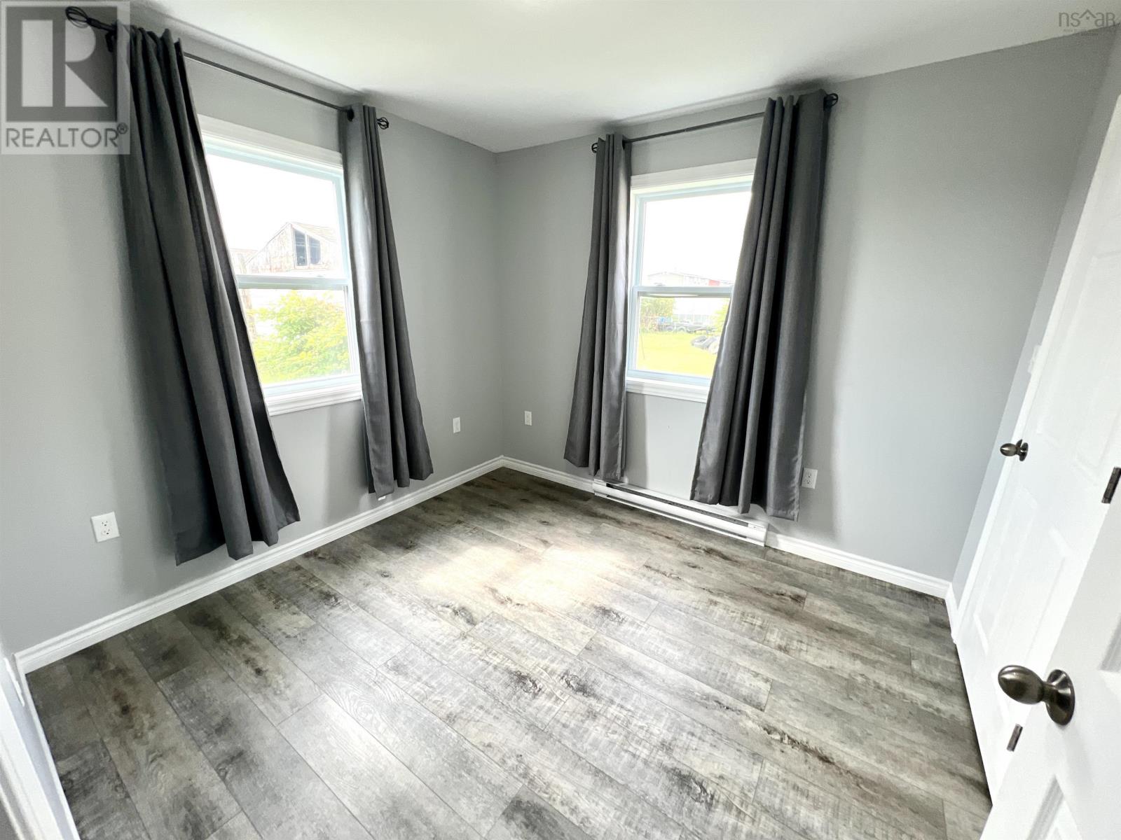 26 Tenth Street, Glace Bay, Nova Scotia  B1A 4L8 - Photo 13 - 202519465