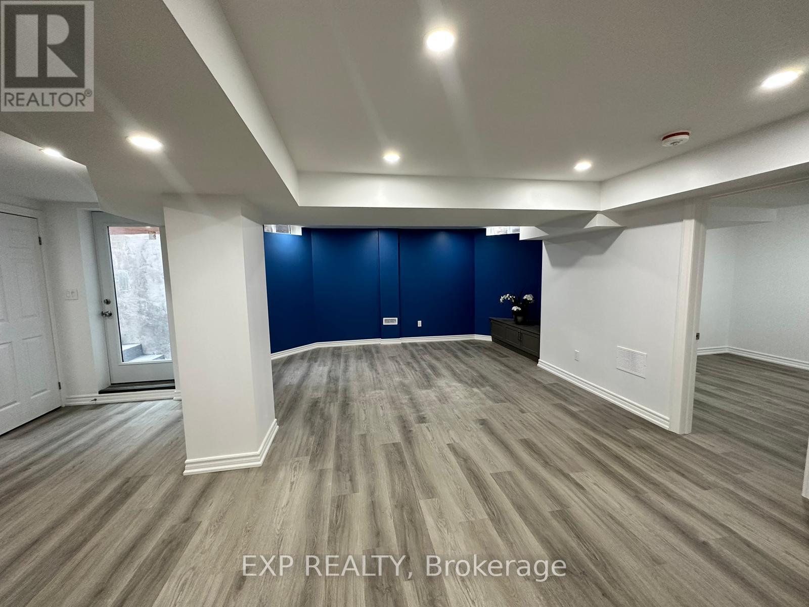 Lower - 1377 Winterbourne Drive, Oakville, Ontario  L6J 7A6 - Photo 10 - W12321688