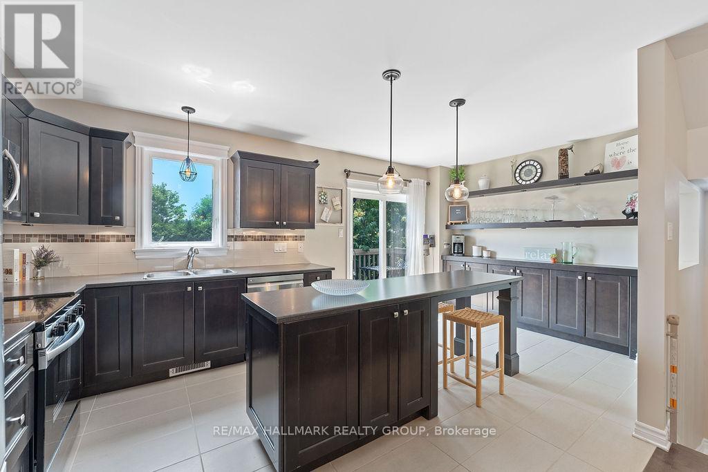 Property at 116 BRILIA PRIVATE image 4