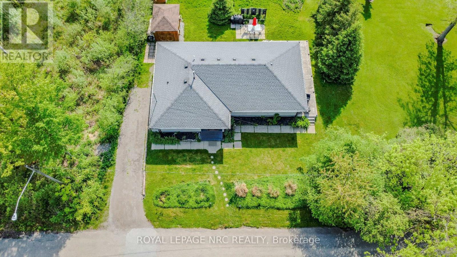 270 Cherrywood Avenue, Fort Erie, Ontario  L0S 1B0 - Photo 27 - X12321747