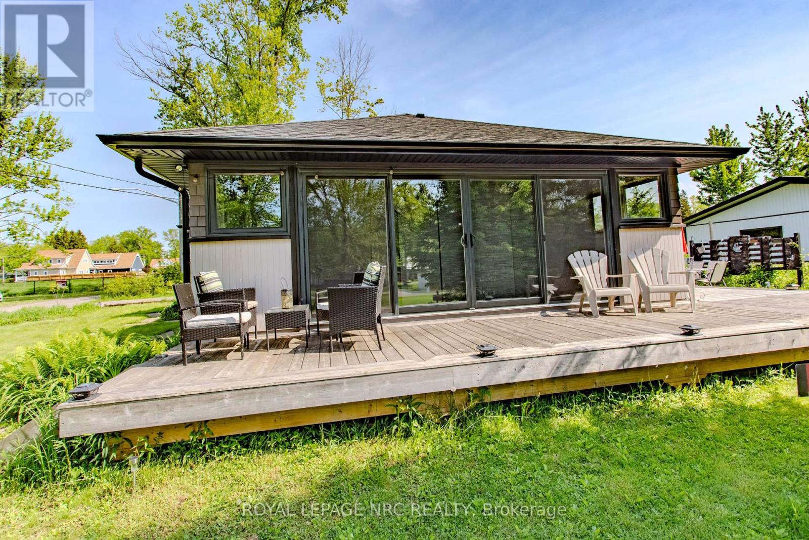 270 Cherrywood Avenue, Fort Erie, Ontario  L0S 1B0 - Photo 30 - X12321747