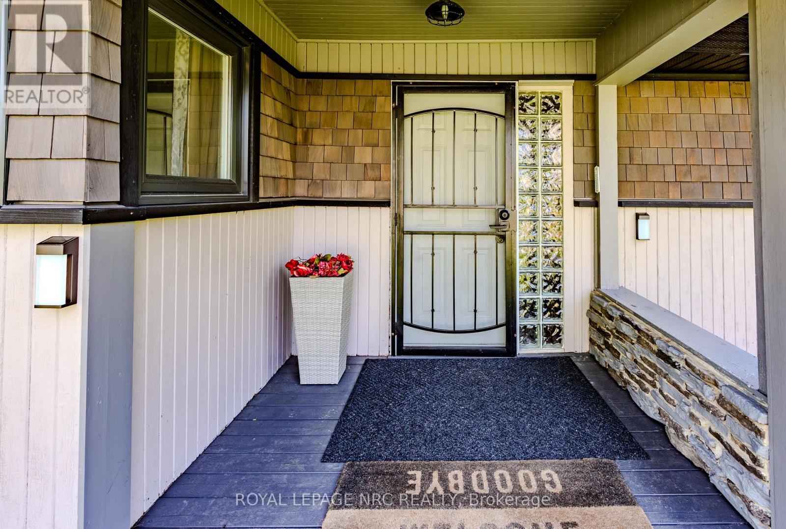 270 Cherrywood Avenue, Fort Erie, Ontario  L0S 1B0 - Photo 6 - X12321747