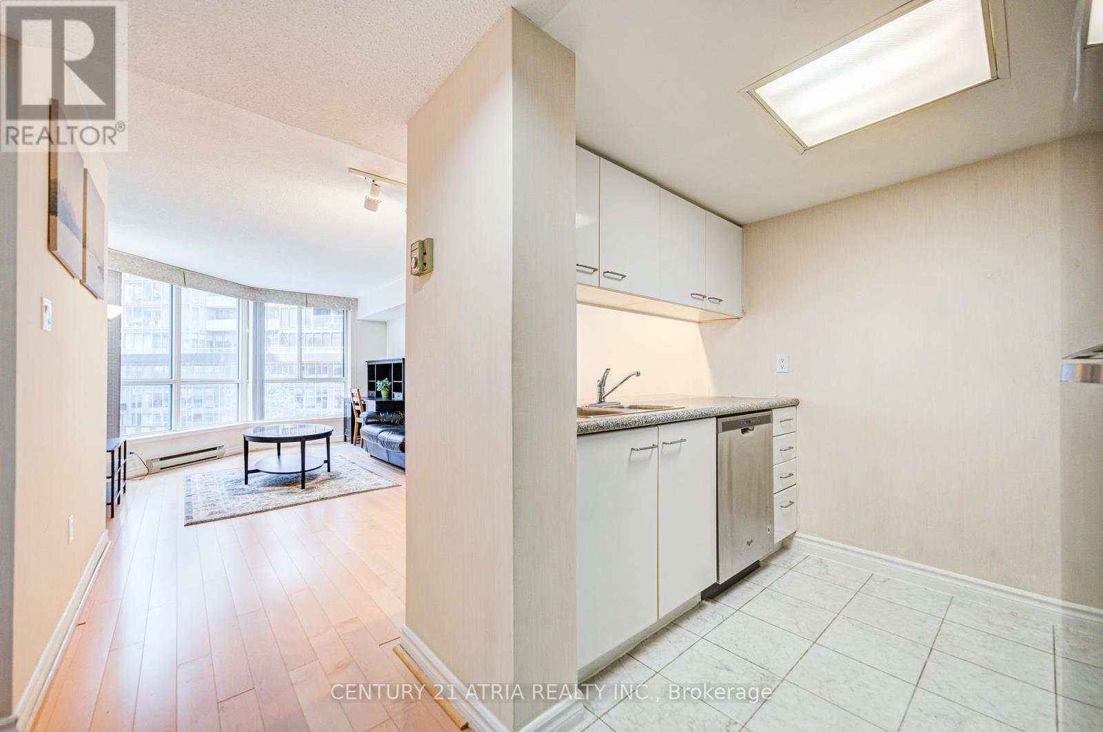 401 - 38 Elm Street, Toronto, Ontario  M5G 2K5 - Photo 16 - C12321734