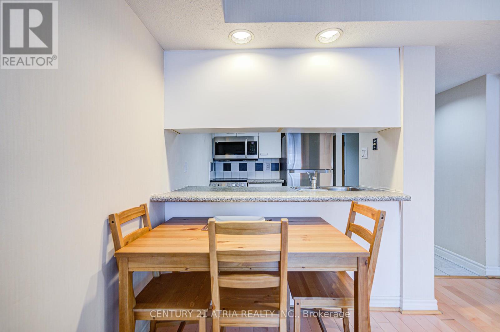 401 - 38 Elm Street, Toronto, Ontario  M5G 2K5 - Photo 21 - C12321734