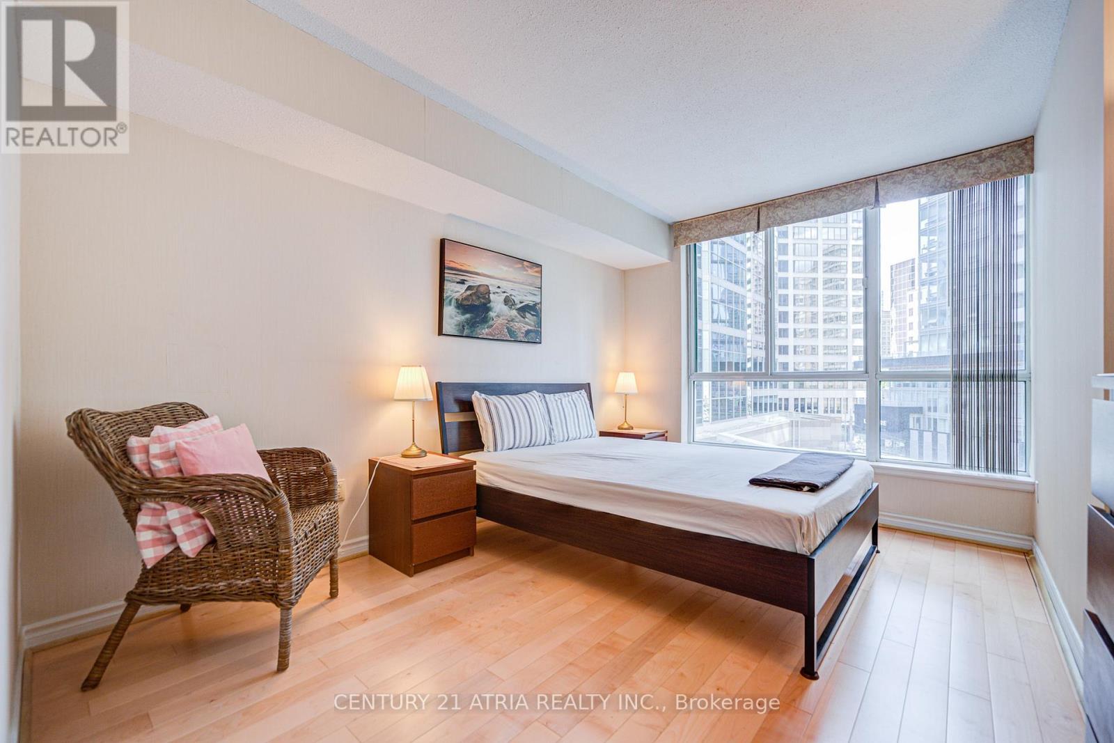 401 - 38 Elm Street, Toronto, Ontario  M5G 2K5 - Photo 31 - C12321734