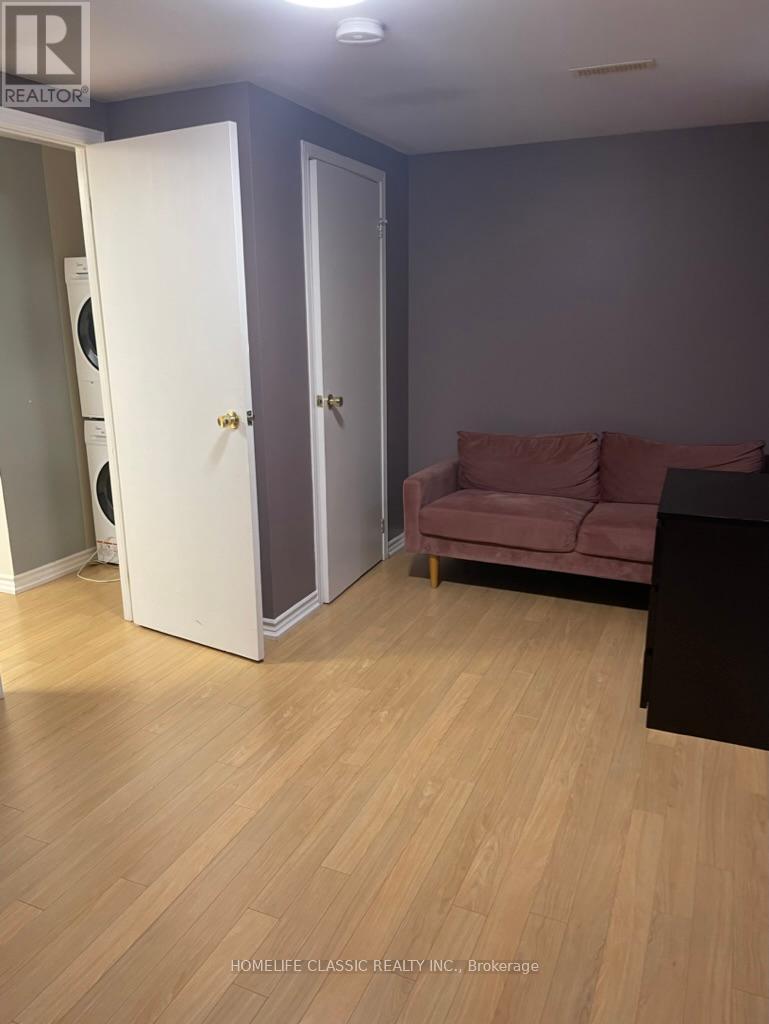 Lower - 102 Church Street S, Richmond Hill, Ontario  L4C 1W3 - Photo 6 - N12321736