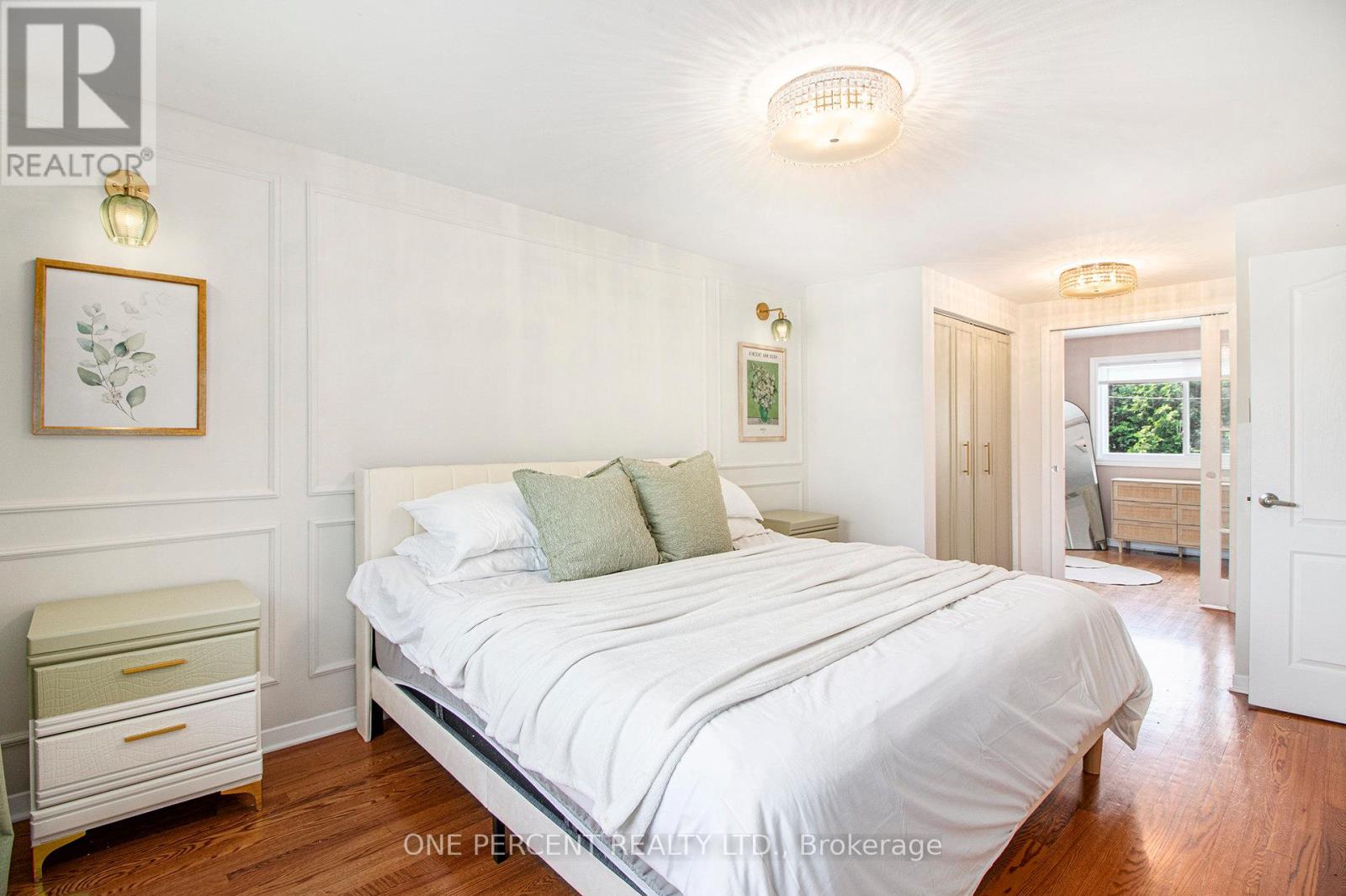 1042 Harkness Avenue, Ottawa, Ontario  K1V 6P2 - Photo 10 - X12321823