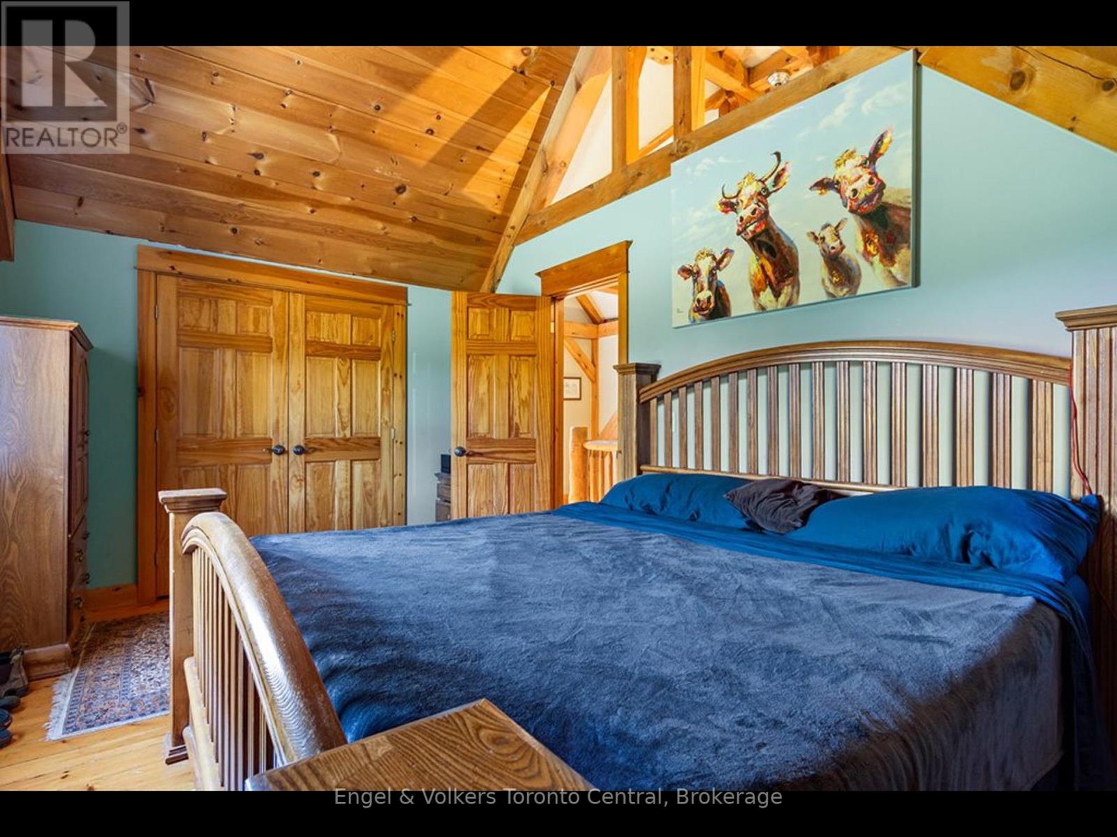 210 Eagle Crescent, Grey Highlands, Ontario  N0C 1M0 - Photo 15 - X12321768