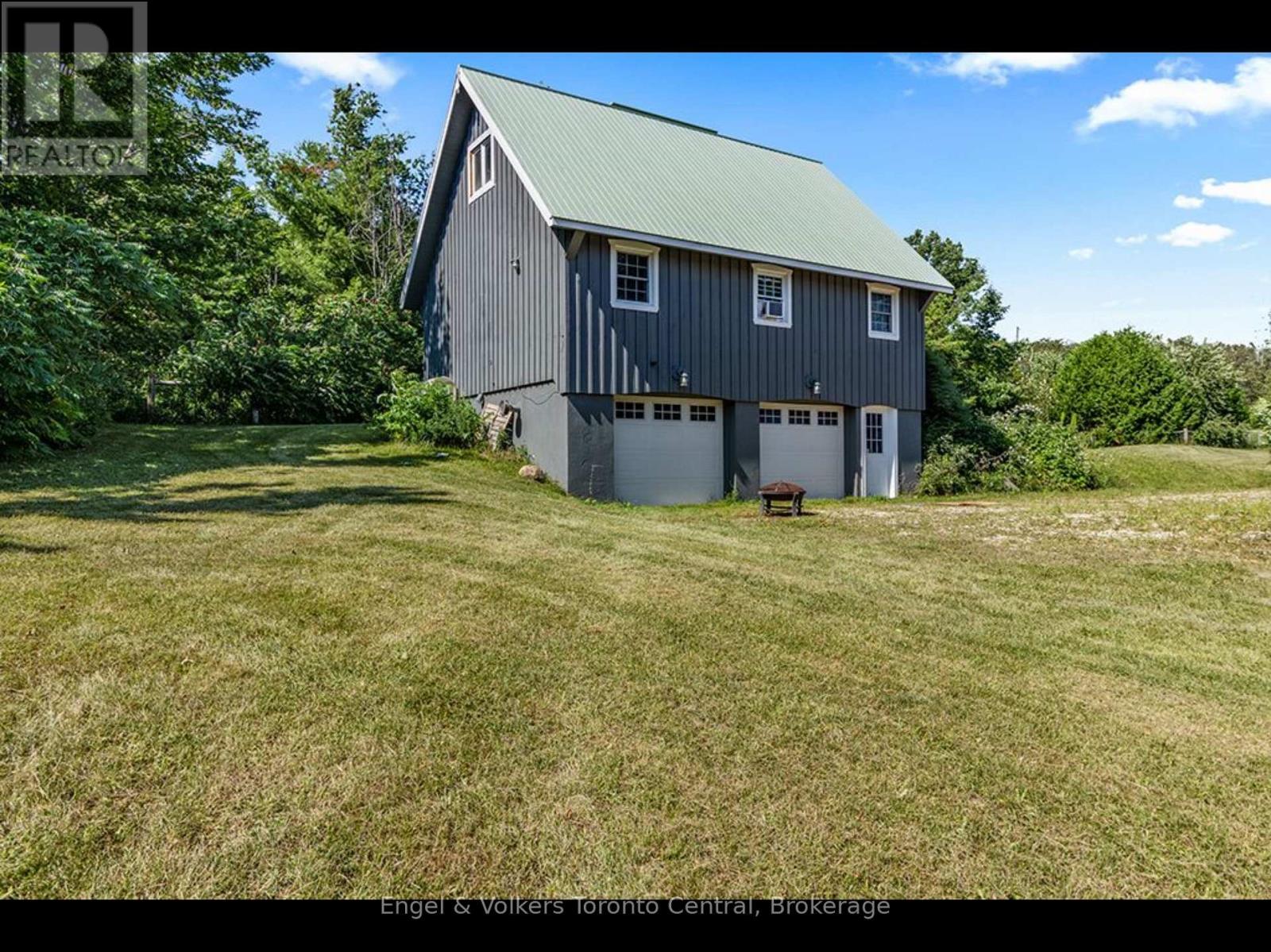 210 Eagle Crescent, Grey Highlands, Ontario  N0C 1M0 - Photo 24 - X12321768